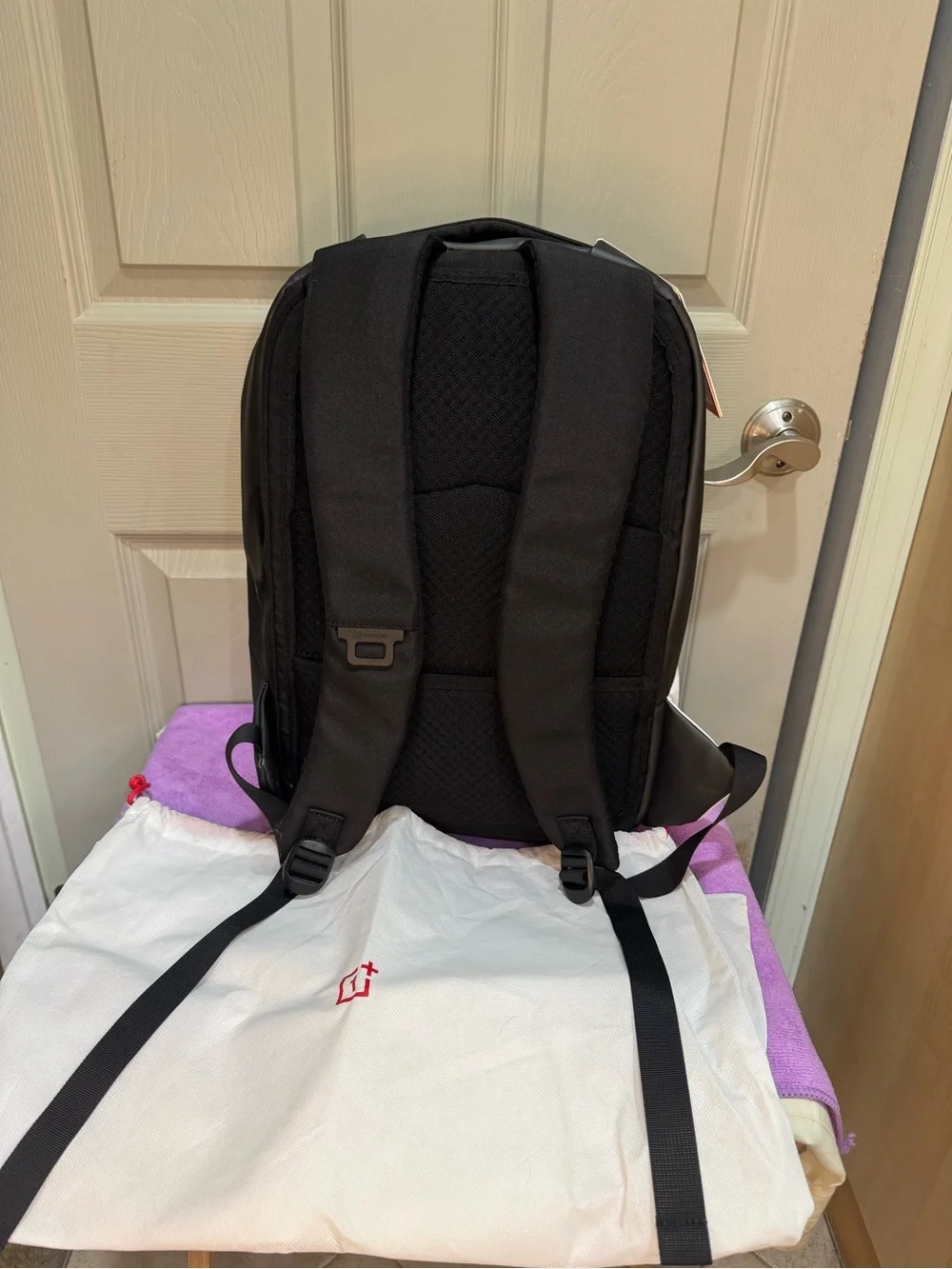OnePlus Urban Traveler Backpack Arctic White Laptop Bag NWT Dust Bag Deadstock